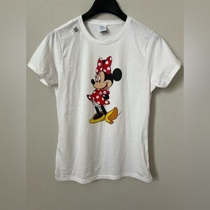 NWT Disney Minnie Mouse White T-shirt Size Medium